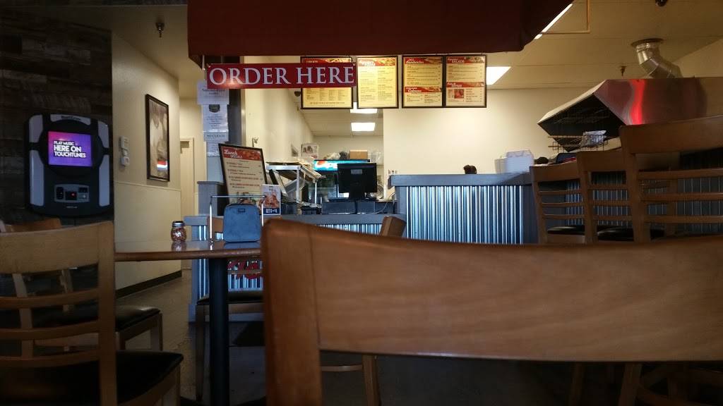 Me-n-Eds Pizzeria | restaurant | 7080 N Cedar Ave, Fresno, CA 93720, USA | 5592987824 OR +1 559-298-7824