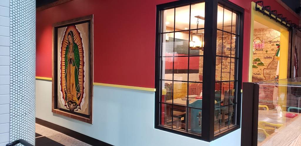 Carnitas Uruapan Restaurant | restaurant | 2813 W 55th St, Chicago, IL 60632, USA | 7734247617 OR +1 773-424-7617