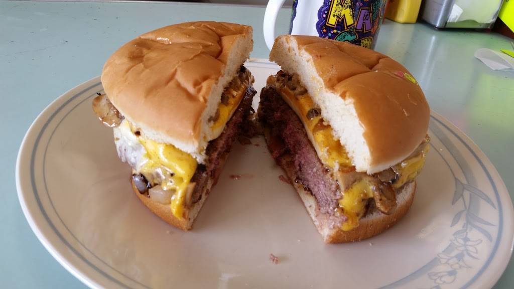 The Fort Diner | restaurant | 801 Ave H, Fort Madison, IA 52627, USA | 3193721949 OR +1 319-372-1949