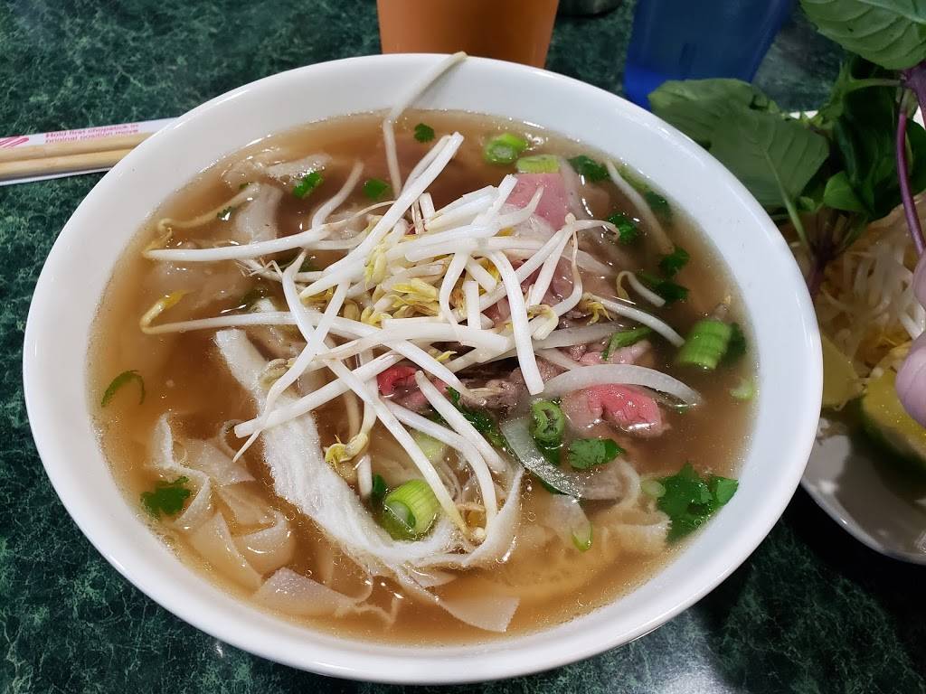 Pho Pacific | restaurant | 15723 Pacific Ave S, Tacoma, WA 98444, USA | 2535365295 OR +1 253-536-5295