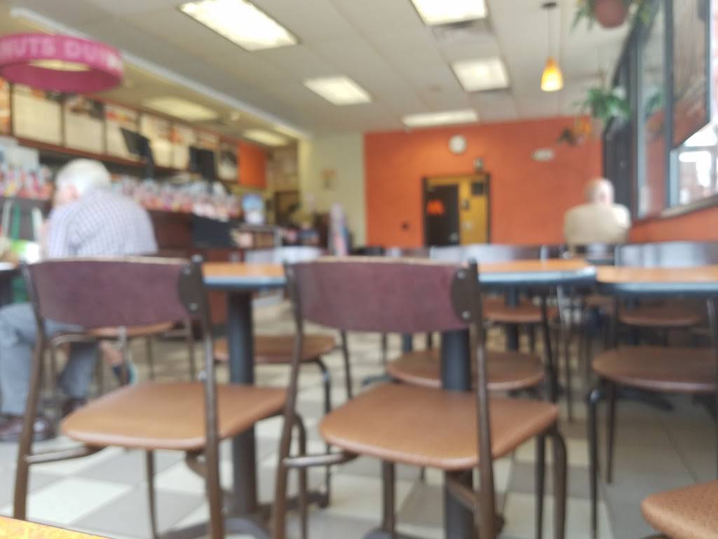 Dunkin | cafe | 8000 Pine Rd, Philadelphia, PA 19111, USA | 2157226215 OR +1 215-722-6215