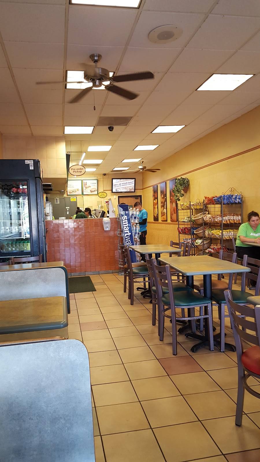 Subway Restaurants | restaurant | 16 Peninsula Center, Rolling Hills Estates, CA 90274, USA | 3105444800 OR +1 310-544-4800