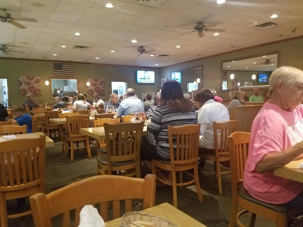 Petes Family Restaurants | restaurant | 2661 Lewisville Clemmons Rd, Clemmons, NC 27012, USA | 3367666793 OR +1 336-766-6793