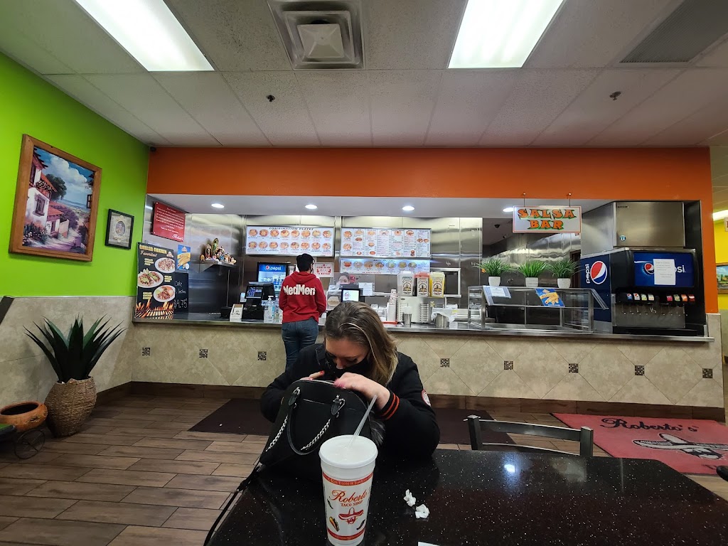 Robertos Taco Shop Harmon Square | restaurant | 4503 Paradise Rd, Las Vegas, NV 89169, USA | 7027322012 OR +1 702-732-2012