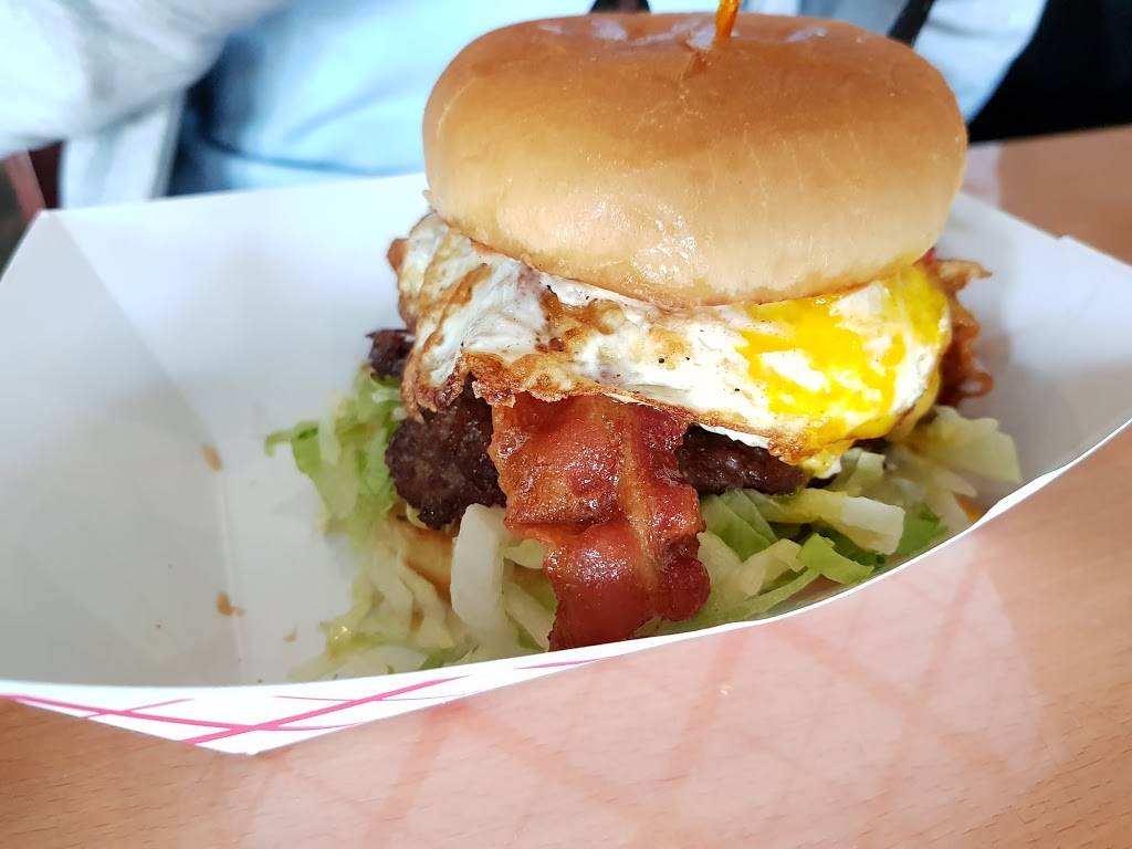 Jimmy Hulas Clearwater Beach | restaurant | 454 Mandalay Ave, Clearwater Beach, FL 33767, USA | 7273144253 OR +1 727-314-4253