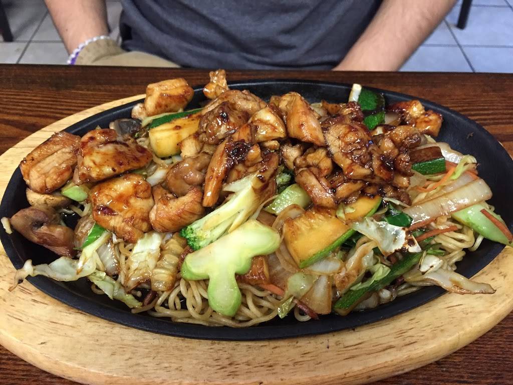 Izakaya Japanese Food & Sushi | restaurant | 17928 Forest Rd, Forest, VA 24551, USA | 4344551577 OR +1 434-455-1577