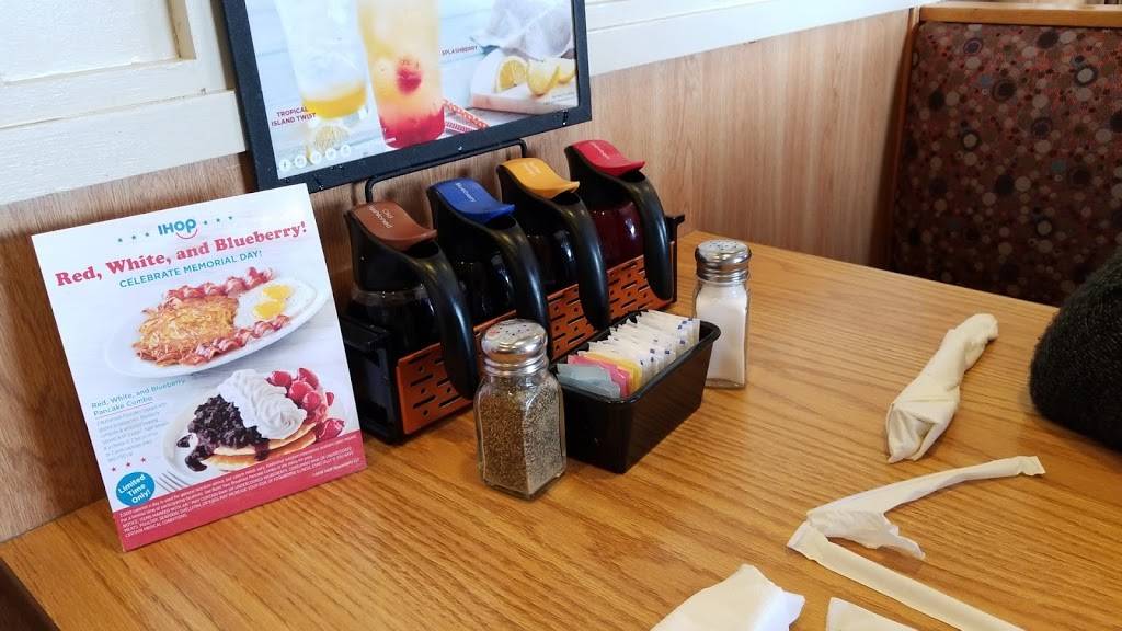 IHOP | bakery | 3038 S Western Ave, Marion, IN 46953, USA | 7656629490 OR +1 765-662-9490