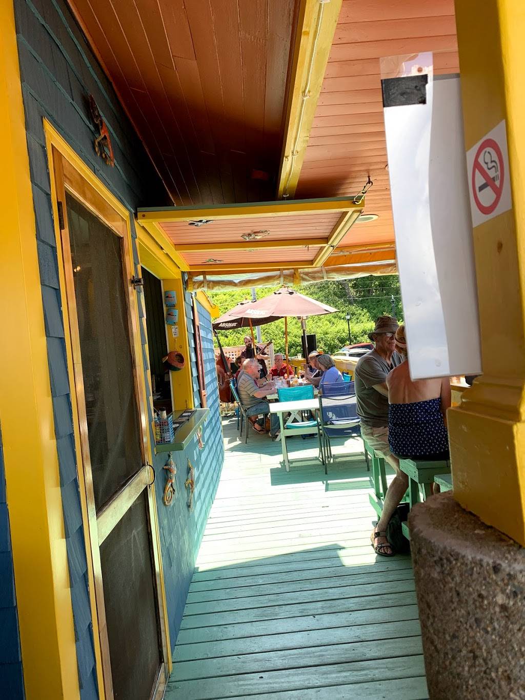 Hulls Kitchen | restaurant | 19 Hull Shore Dr, Hull, MA 02045, USA | 7819250225 OR +1 781-925-0225