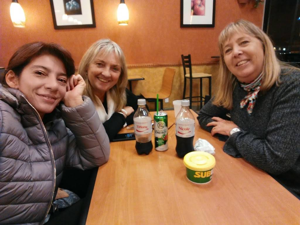 Subway | restaurant | 5300 W Century Blvd, Los Angeles, CA 90045, USA | 3106702797 OR +1 310-670-2797