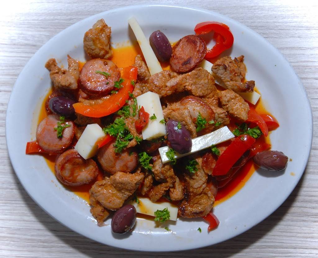 La Cabane | restaurant | 3872 Boul St-Laurent, Montréal, QC H2W 1Y2, Canada | 5148437283 OR +1 514-843-7283