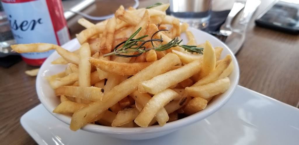 Gray Duck Tavern | restaurant | 345 Wabasha St N, St Paul, MN 55102, USA | 6513409022 OR +1 651-340-9022