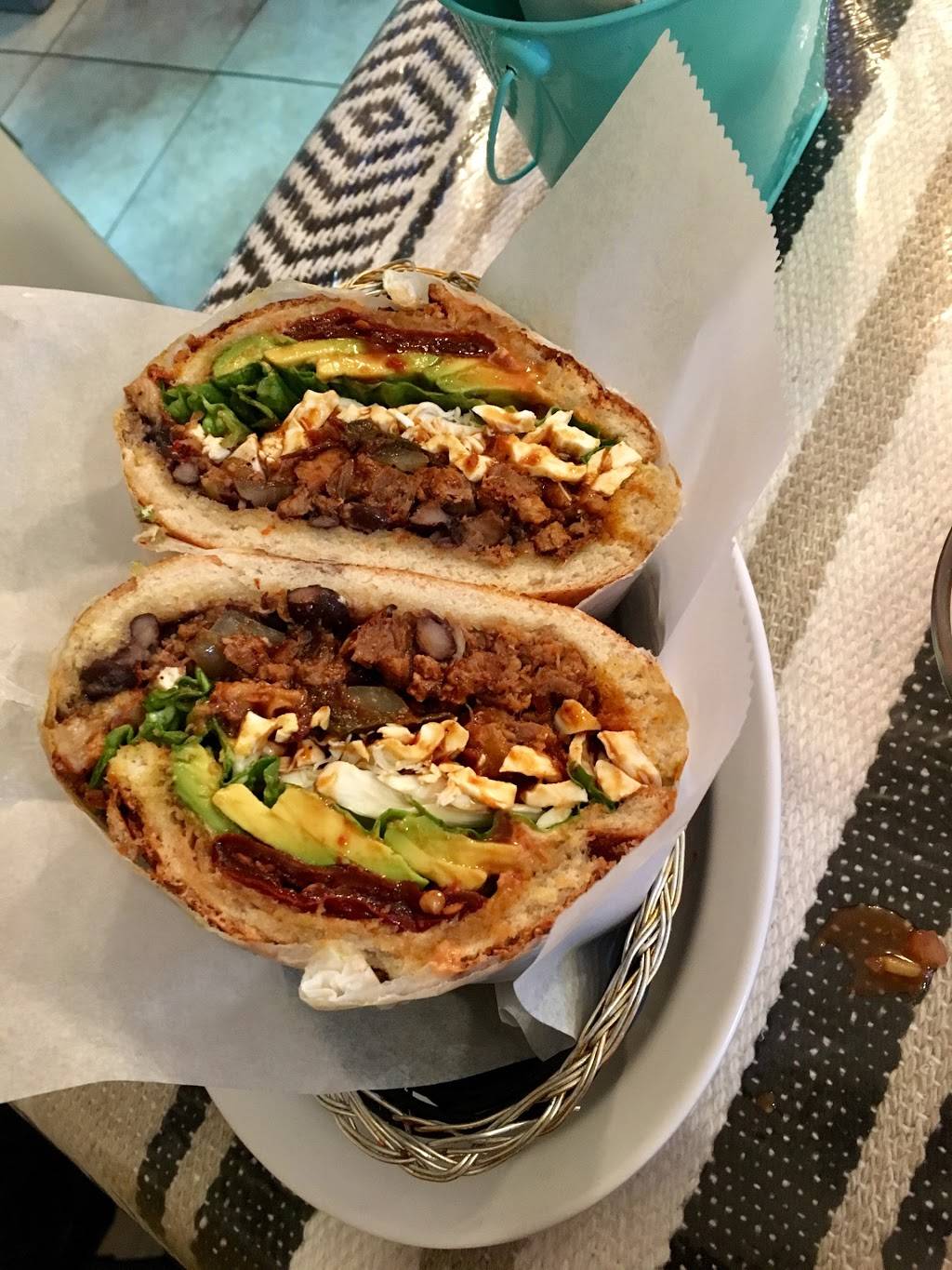 Tacos Y Jugos Genesis | restaurant | 7804 Woodside Ave, Queens, NY 11373, USA | 7184262080 OR +1 718-426-2080