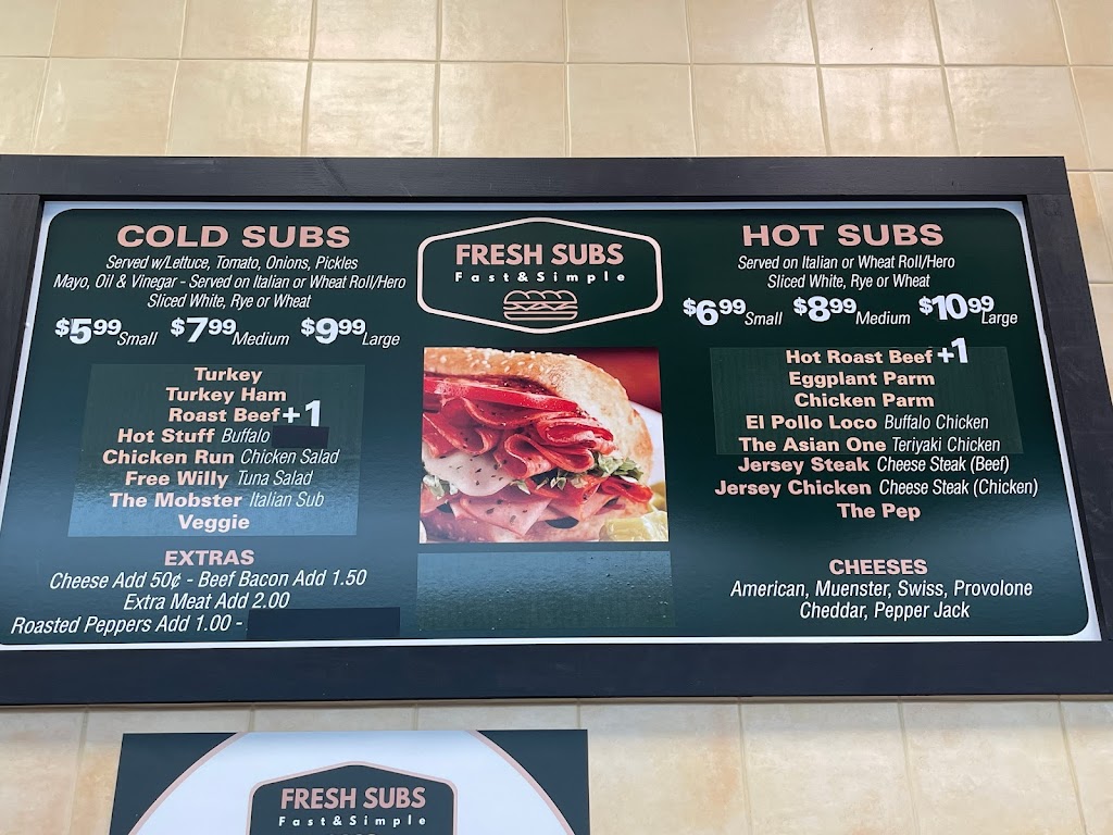 Fresh subs | restaurant | Food Court, 112 Eisenhower Pkwy Unit 3, Livingston, NJ 07039, USA | 9739941670 OR +1 973-994-1670