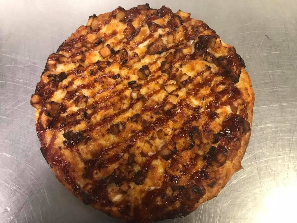 Emmas Pub & Pizza | restaurant | 128 Broad St, Bridgewater, MA 02324, USA | 5086976674 OR +1 508-697-6674