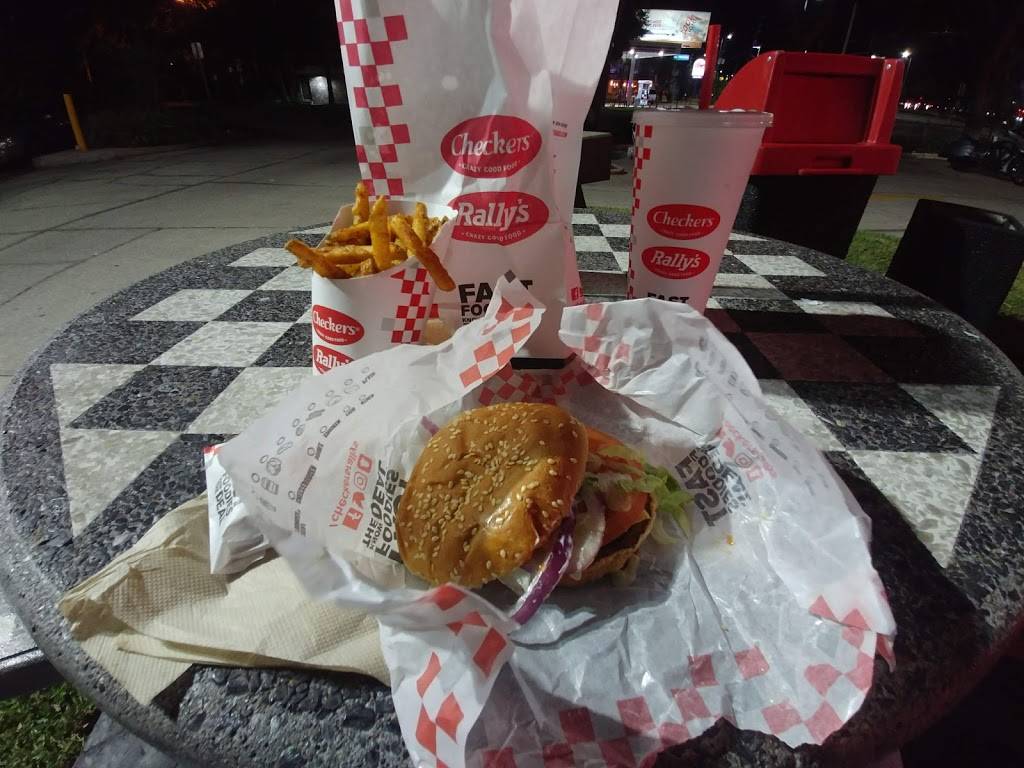 Checkers | restaurant | 2210 W International Speedway Blvd, Daytona Beach, FL 32114, USA | 3862521895 OR +1 386-252-1895