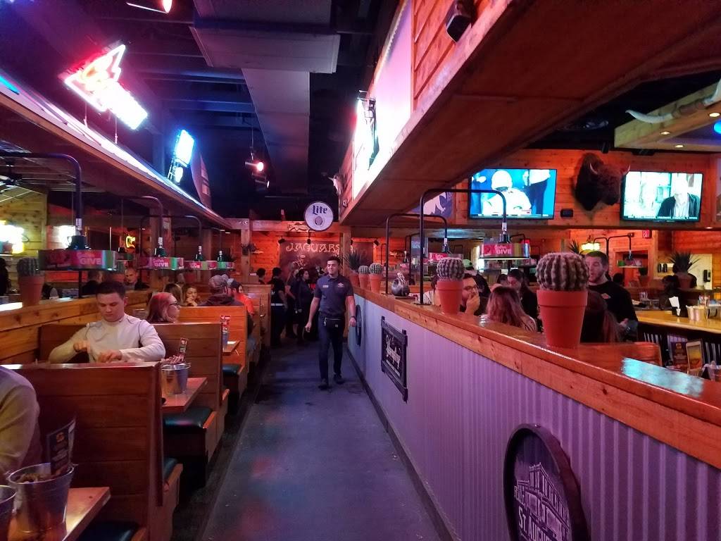 Texas Roadhouse | restaurant | 4578 Tropea Way, Jacksonville, FL 32246, USA | 9046416350 OR +1 904-641-6350