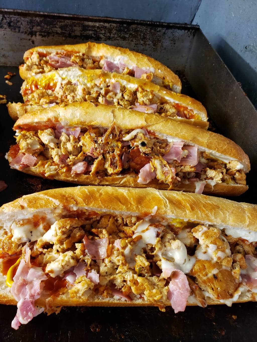 El Guanaco Food Truck | restaurant | 245 W Buttonwood St, Reading, PA 19601, USA | 4847942246 OR +1 484-794-2246