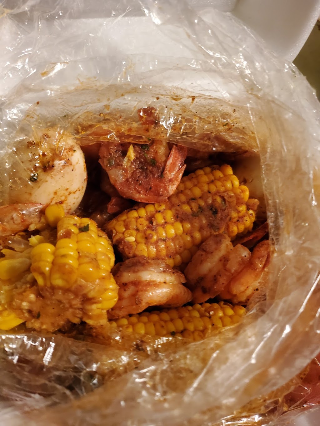 Sharkys Seafood | restaurant | 1483 US-61, Tunica, MS 38676, USA | 6625727046 OR +1 662-572-7046