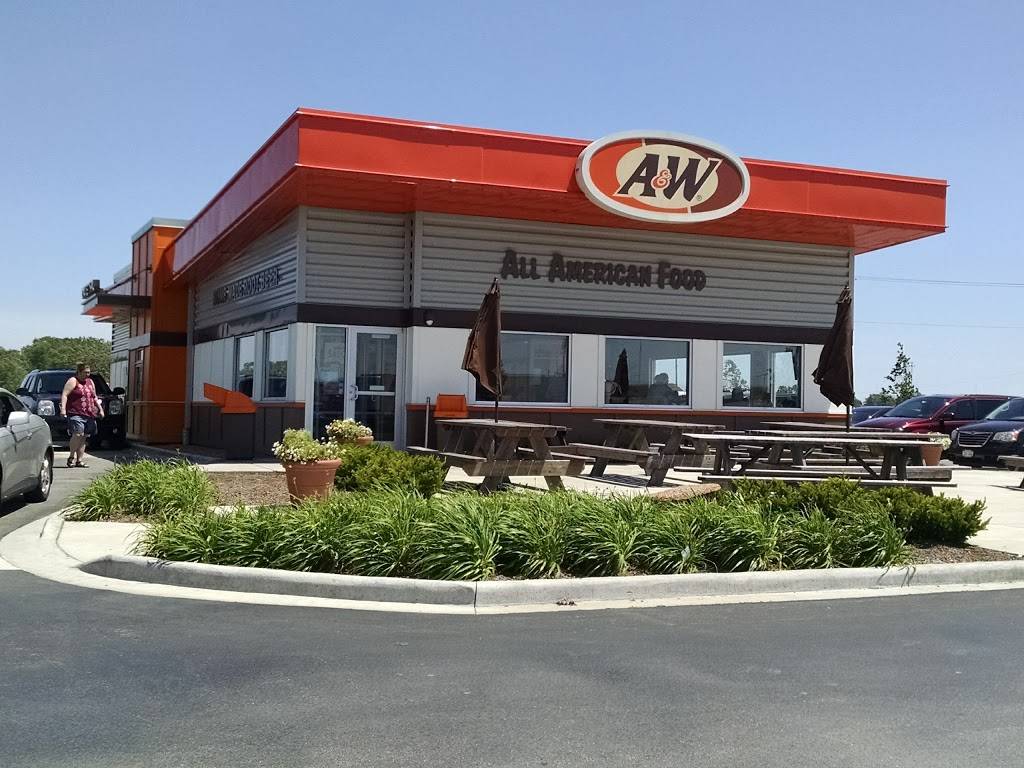 A&W Restaurant | restaurant | 13520 Northwestern Ave, Franksville, WI 53126, USA | 2628350089 OR +1 262-835-0089