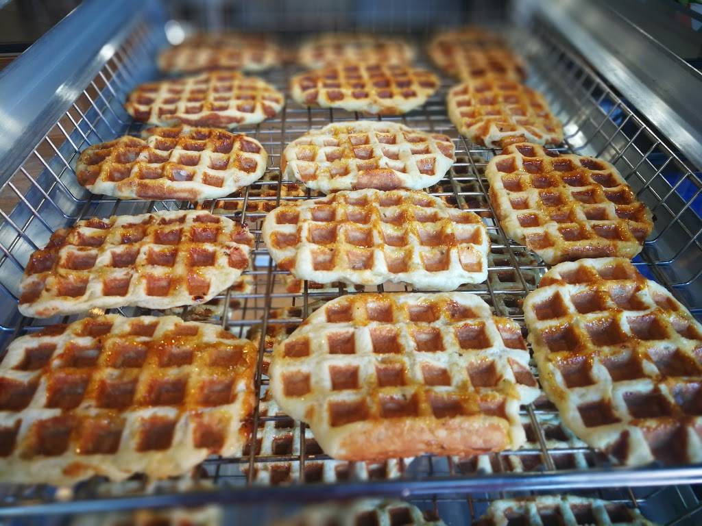 Gaufrabec | bakery | 1895 Rue Piché, Lachine, QC H8S 2E9, Canada | 5146252474 OR +1 514-625-2474