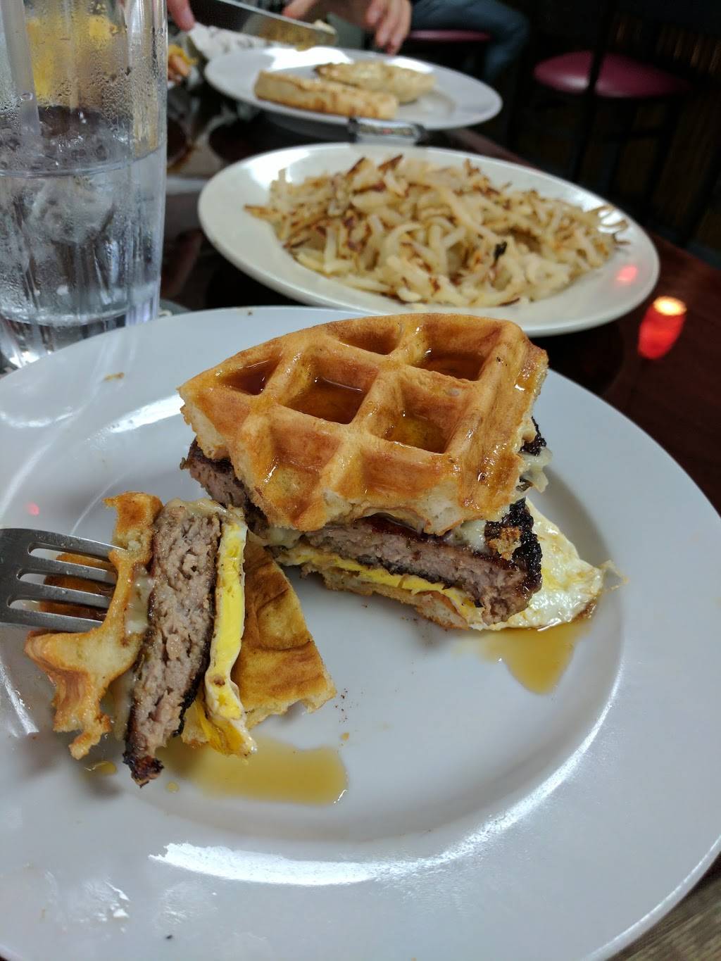 2 Home Cooks | restaurant | 40 Chestnut St, Dover, NH 03820, USA | 6038425463 OR +1 603-842-5463