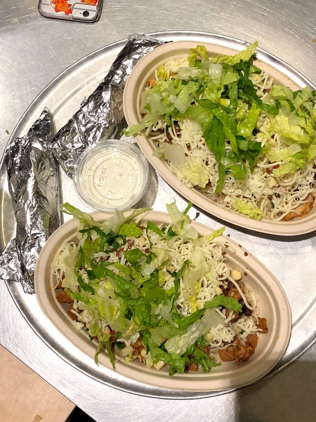 Chipotle Mexican Grill | restaurant | 24405 Town Center Dr, Valencia, CA 91355, USA | 6612842461 OR +1 661-284-2461