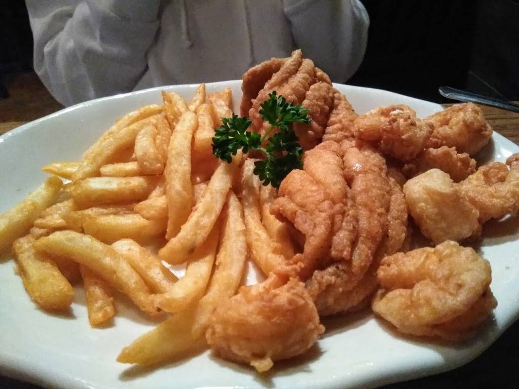 Catfish House | restaurant | 3011 Cobbs Ford Rd, Millbrook, AL 36054, USA | 3342857225 OR +1 334-285-7225