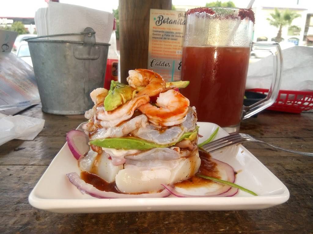 Mariscos La Vikinga | restaurant | Blvd. Benito Juárez 105-8, Hacienda Floresta del Mar, 22703 Rosarito, B.C., Mexico | 016611206627 OR +52 661 120 6627