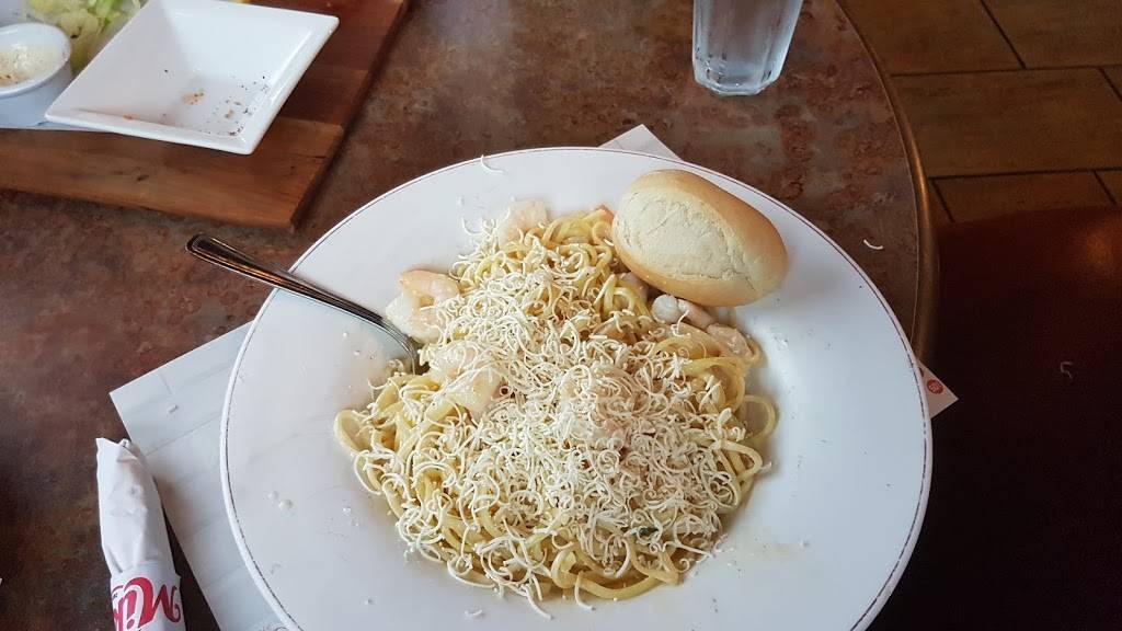 Mikes | restaurant | 199 Boul Labelle, Rosemère, QC J7A 2H2, Canada | 4504193303 OR +1 450-419-3303