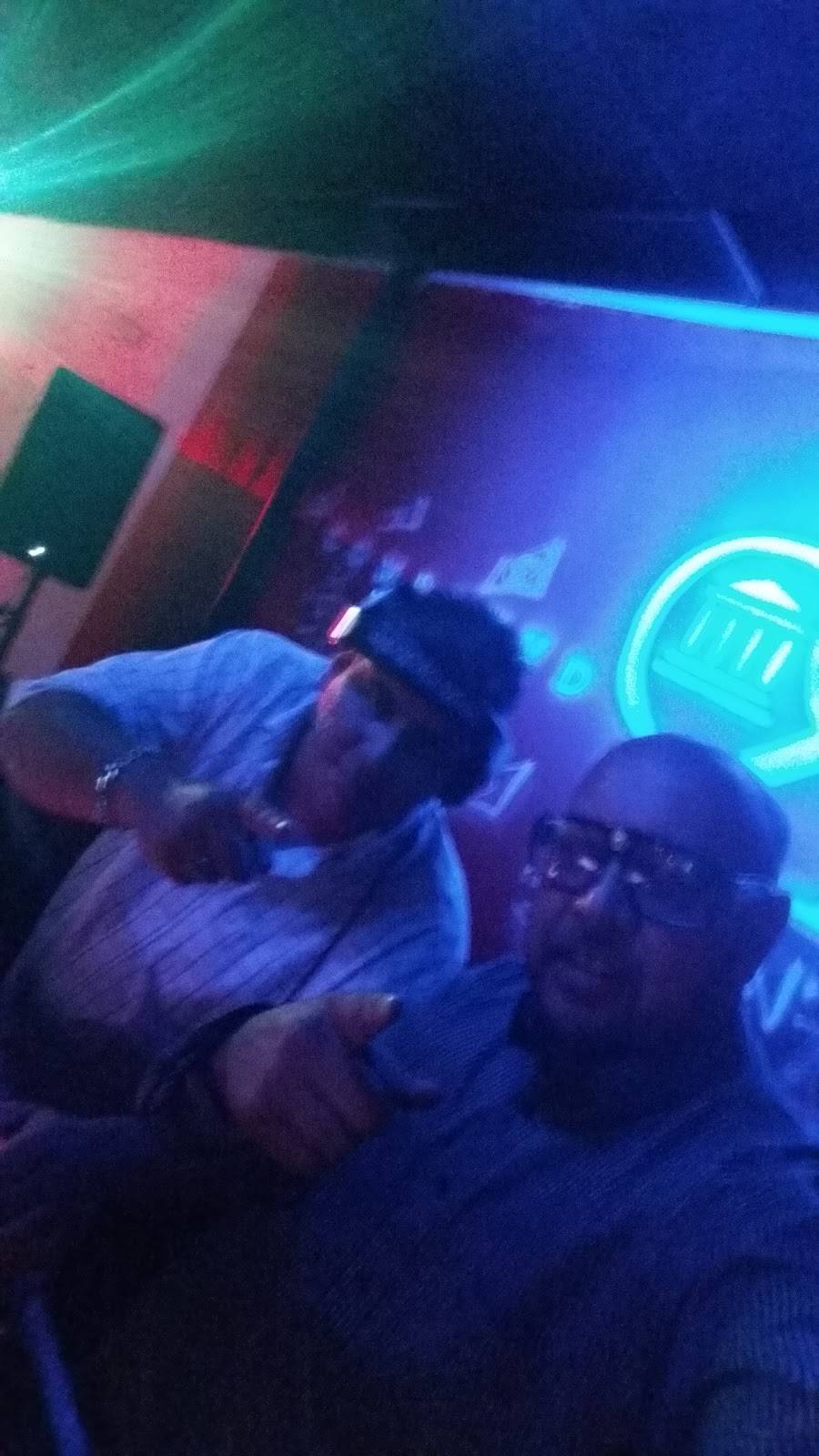 Tesoro Nightclub & Restaurant | night club | 7159 US-1, Port St. Lucie, FL 34952, USA | 7723230247 OR +1 772-323-0247