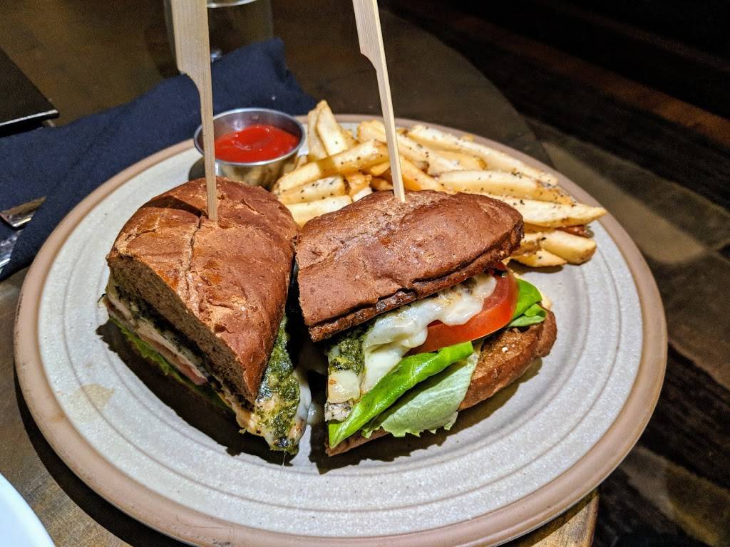 Root25 Taphouse & Kitchen | restaurant | 7800 E Tufts Ave, Denver, CO 80237, USA | 3037791234 OR +1 303-779-1234