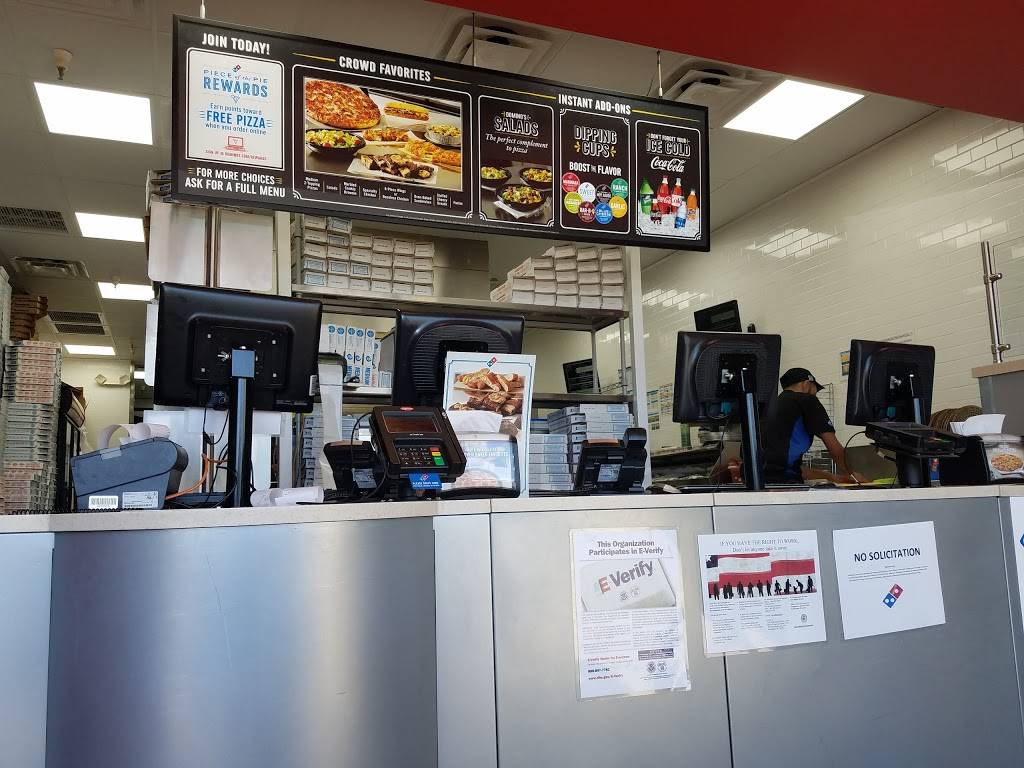 Dominos Pizza | meal delivery | 7908 E Chaparral Rd, Scottsdale, AZ 85250, USA | 4809473030 OR +1 480-947-3030