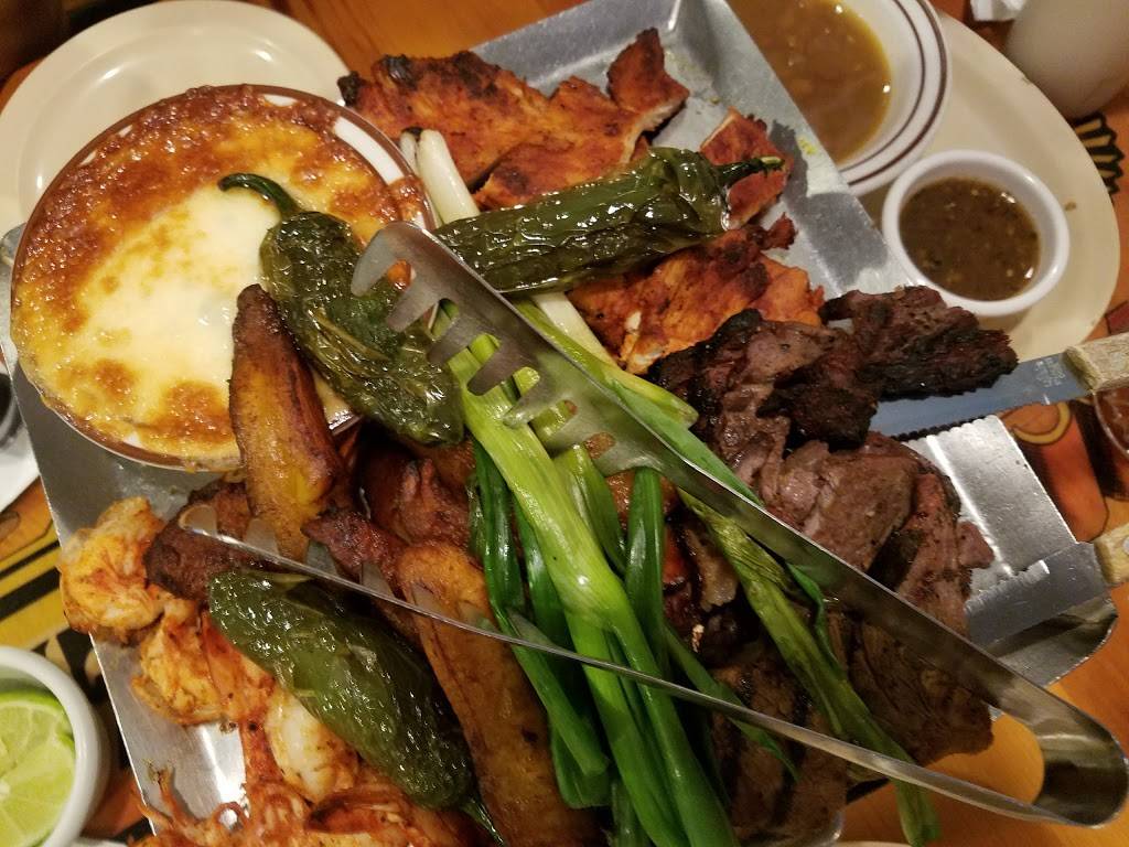 El Chamizal | restaurant | 7111 Pacific Blvd, Huntington Park, CA 90255, USA | 3235833251 OR +1 323-583-3251