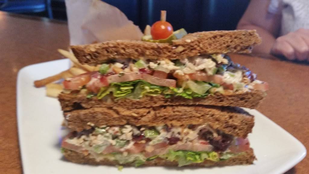 TGI Fridays | restaurant | 7910 Kew Ave, Rancho Cucamonga, CA 91739, USA | 9094630092 OR +1 909-463-0092