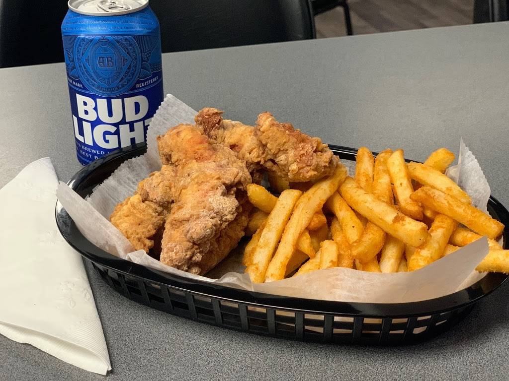 ChowHound Kitchen | restaurant | 1199 Basham Dr, Charlestown, IN 47111, USA | 8122563947 OR +1 812-256-3947