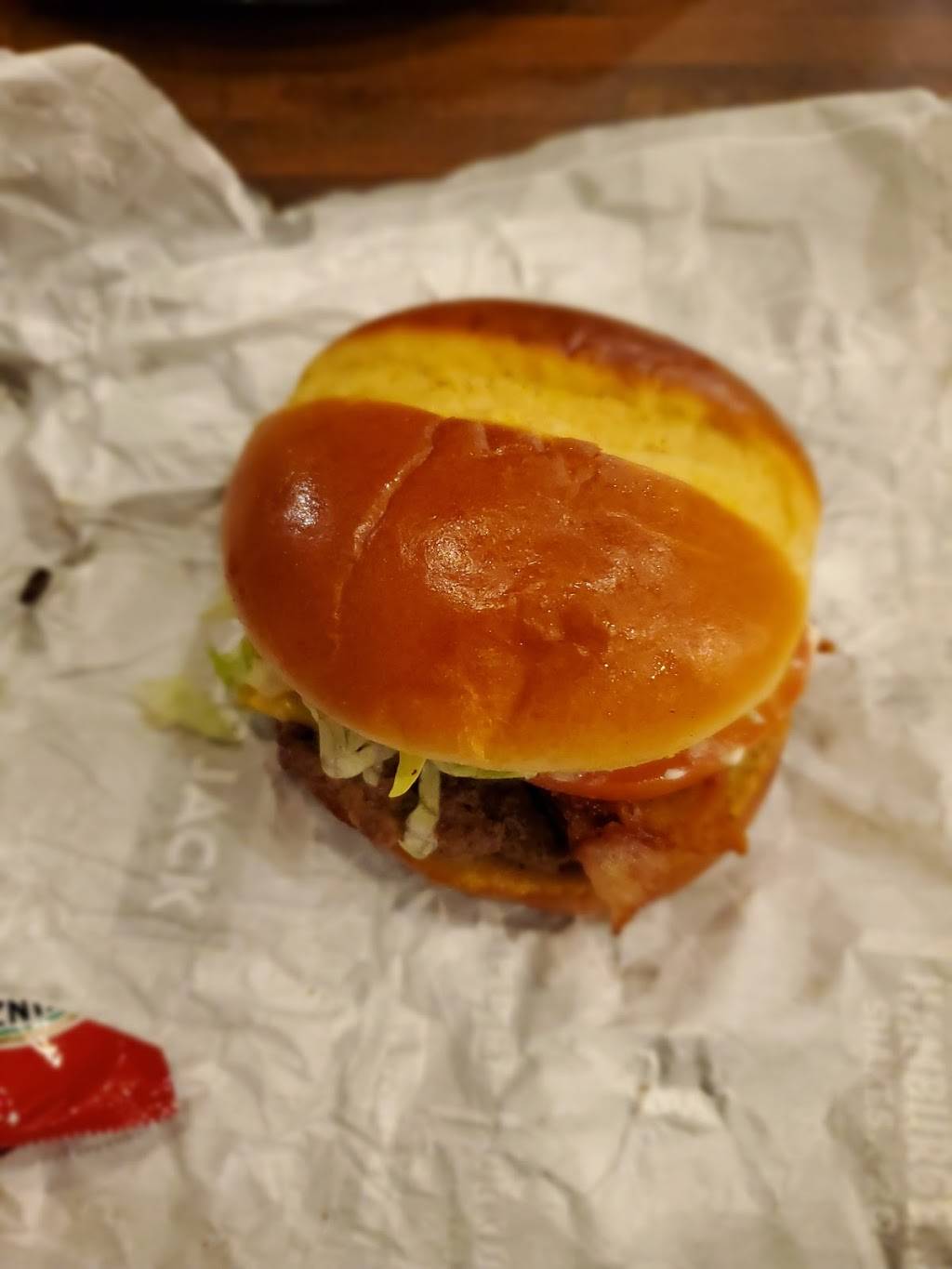 Jacks | restaurant | 2611 Main St, Tupelo, MS 38801, USA | 6623500387 OR +1 662-350-0387