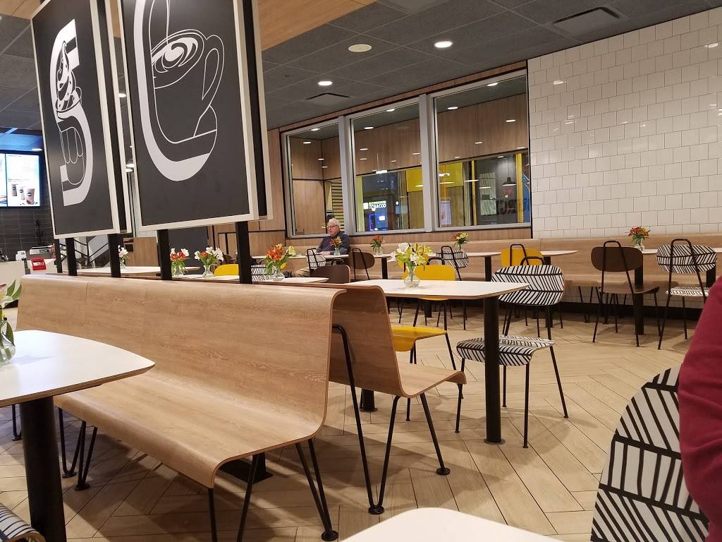 McDonalds | cafe | 100 N Bolingbrook Dr, Bolingbrook, IL 60440, USA | 6307390080 OR +1 630-739-0080