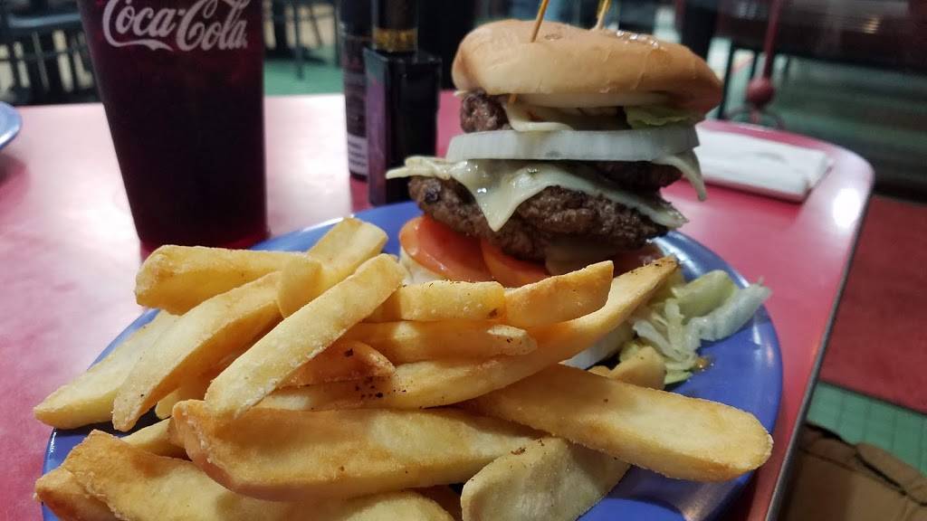 Fat Stacks | restaurant | 4915 New Hwy 68, Madisonville, TN 37354, USA | 4235459540 OR +1 423-545-9540