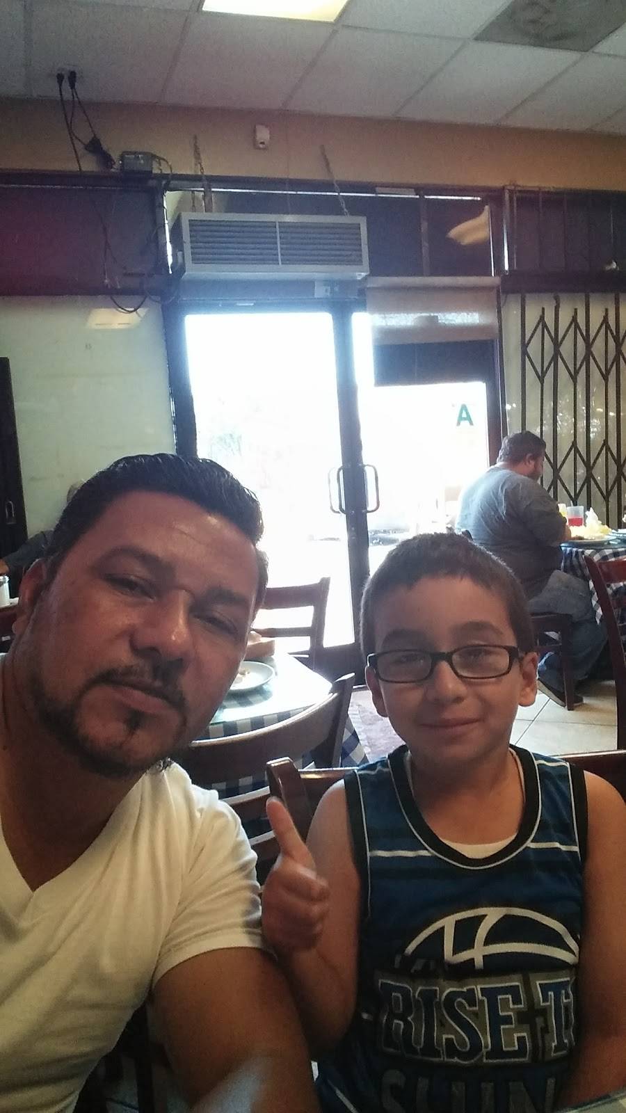 Ilobasco | restaurant | 455 W Florence Ave, Los Angeles, CA 90003, USA | 3237785027 OR +1 323-778-5027