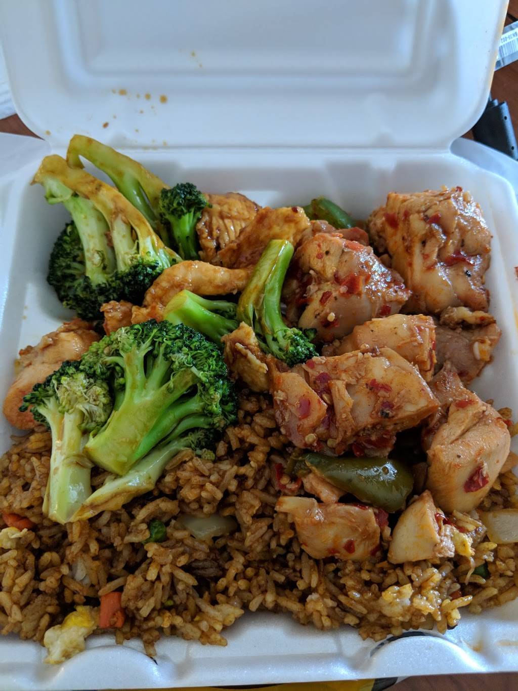 Master Wok | restaurant | 1625 Chestnut St # F11, Philadelphia, PA 19103, USA | 2155683822 OR +1 215-568-3822