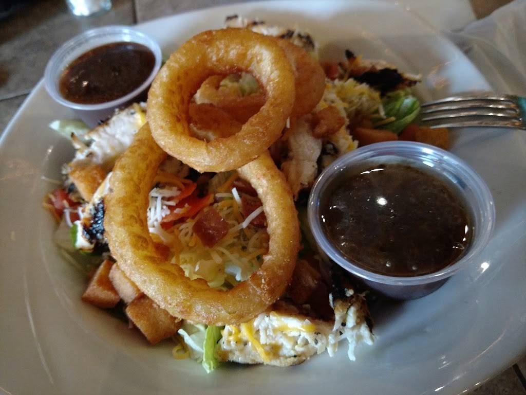 The Smokestack Brew | restaurant | 100 N Center St, Mishawaka, IN 46544, USA | 5745201060 OR +1 574-520-1060