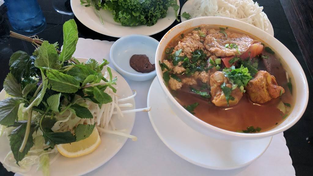 Binh Minh Restaurant | restaurant | 9908 Westminster Blvd, Garden Grove, CA 92844, USA | 7146367103 OR +1 714-636-7103