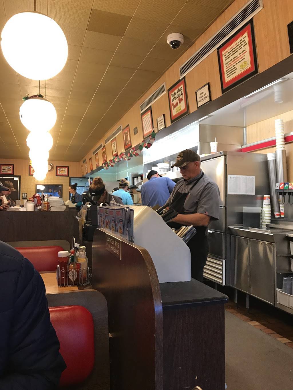 WAFFLE HOUSE | restaurant | 28 Birmingham Hwy, Chattanooga, TN 37419, USA | 4238214409 OR +1 423-821-4409