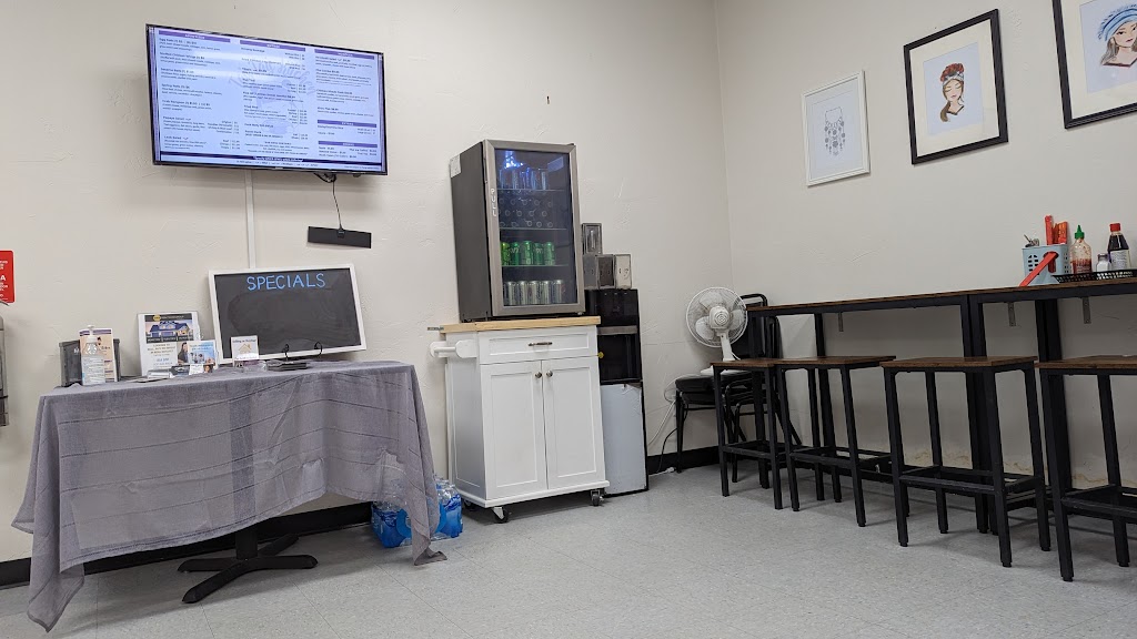 Tais Tais Kitchen | restaurant | 607 Pine St, Green Bay, WI 54301, USA | 9204892700 OR +1 920-489-2700