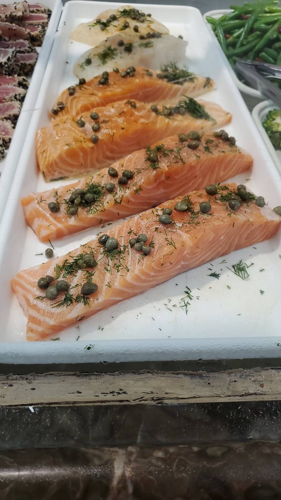 Roslyn Seafood Gourmet | restaurant | 444 Willis Ave, Roslyn Heights, NY 11577, USA | 5164847944 OR +1 516-484-7944