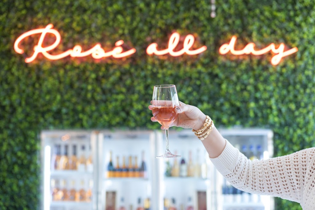 The Hampton Social - Delray Beach | restaurant | 40 NE 7th Ave Suite 100, Delray Beach, FL 33483, USA | 5614041155 OR +1 561-404-1155