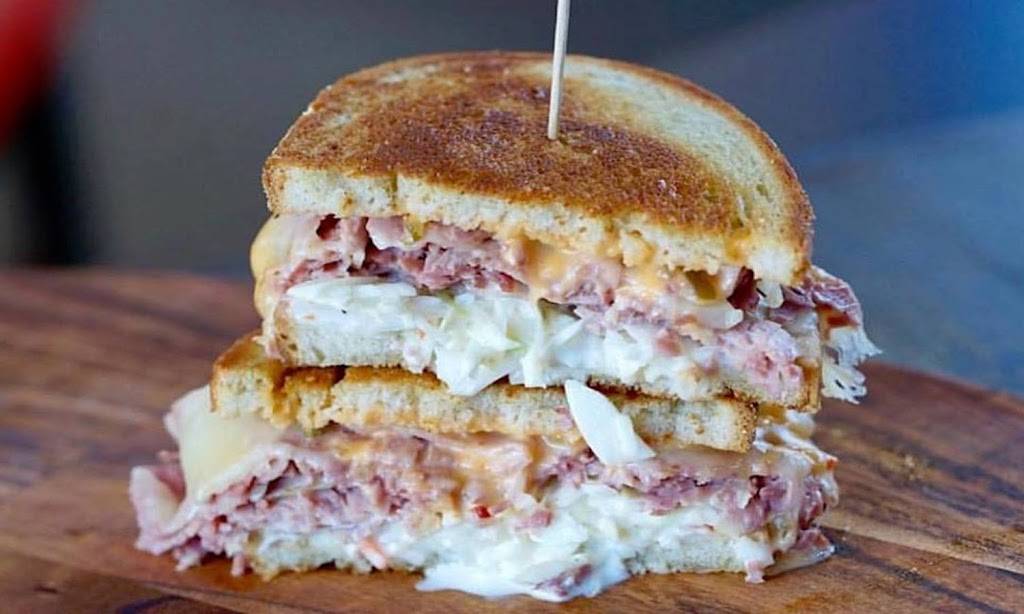 Leftys Cheesesteak Hoagies Of Ypsilanti | restaurant | 505 S Huron St 505 Huron, S Huron St, Ypsilanti, MI 48197, USA | 7348791000 OR +1 734-879-1000