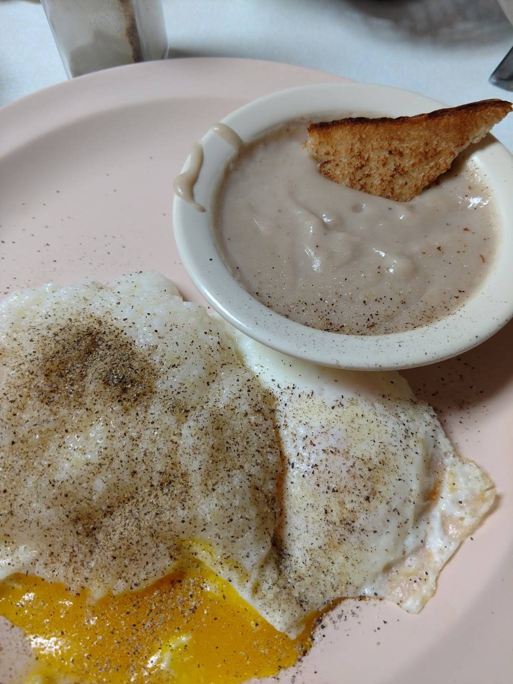 Carolina Cafe | cafe | 584 E Main St, Spindale, NC 28160, USA | 8282862411 OR +1 828-286-2411