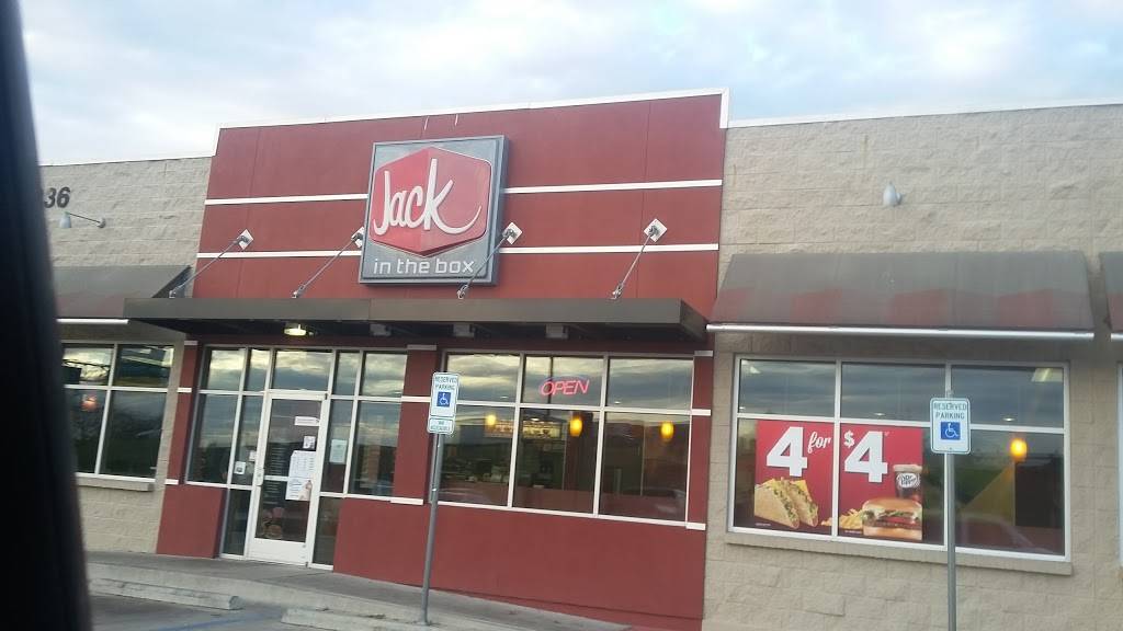 Jack in the Box | restaurant | 5336 Philip Ave, Dallas, TX 75223, USA | 2148232144 OR +1 214-823-2144