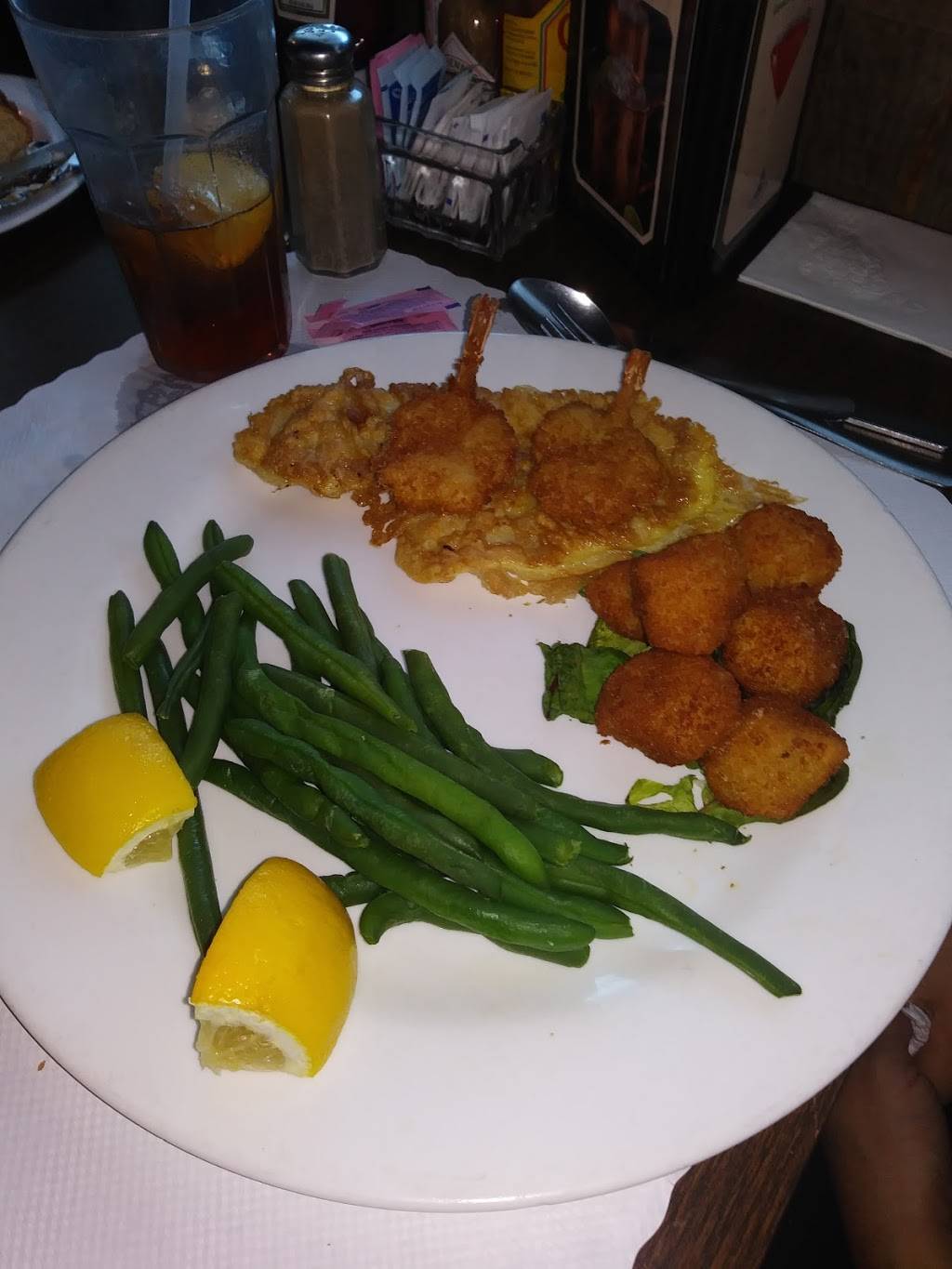 The Hayward Ranch | restaurant | 22877 Mission Blvd, Hayward, CA 94541, USA | 5105375522 OR +1 510-537-5522